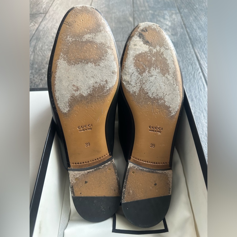 Women’s Gucci pricetown leather slipper - Picture 11 of 12